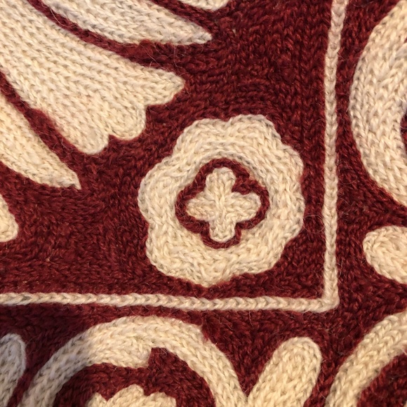 Oka embroidered cushion covers - Picture 3 of 4